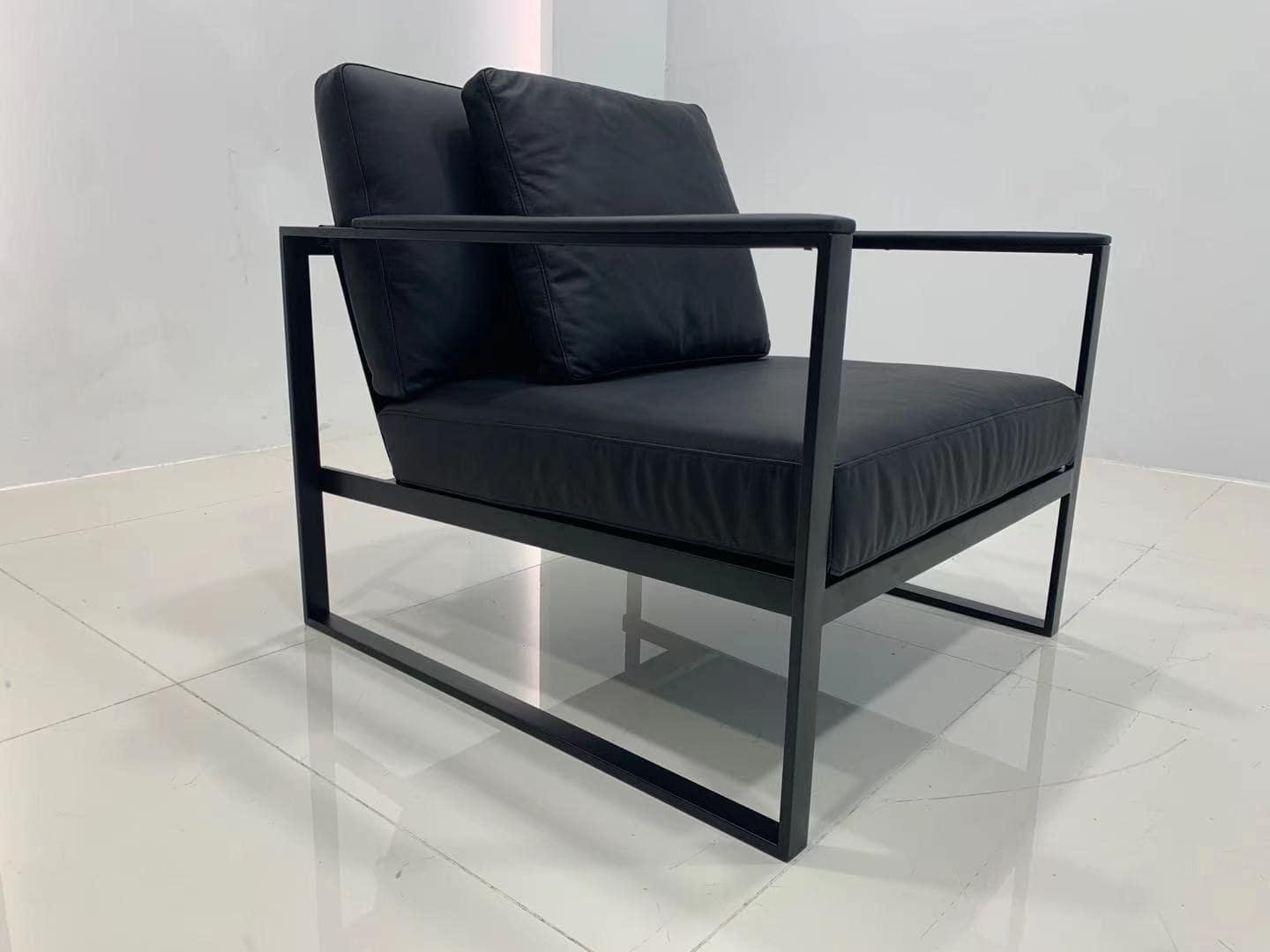 CUADRO METAL FRAME AND LEATHER CHAIR